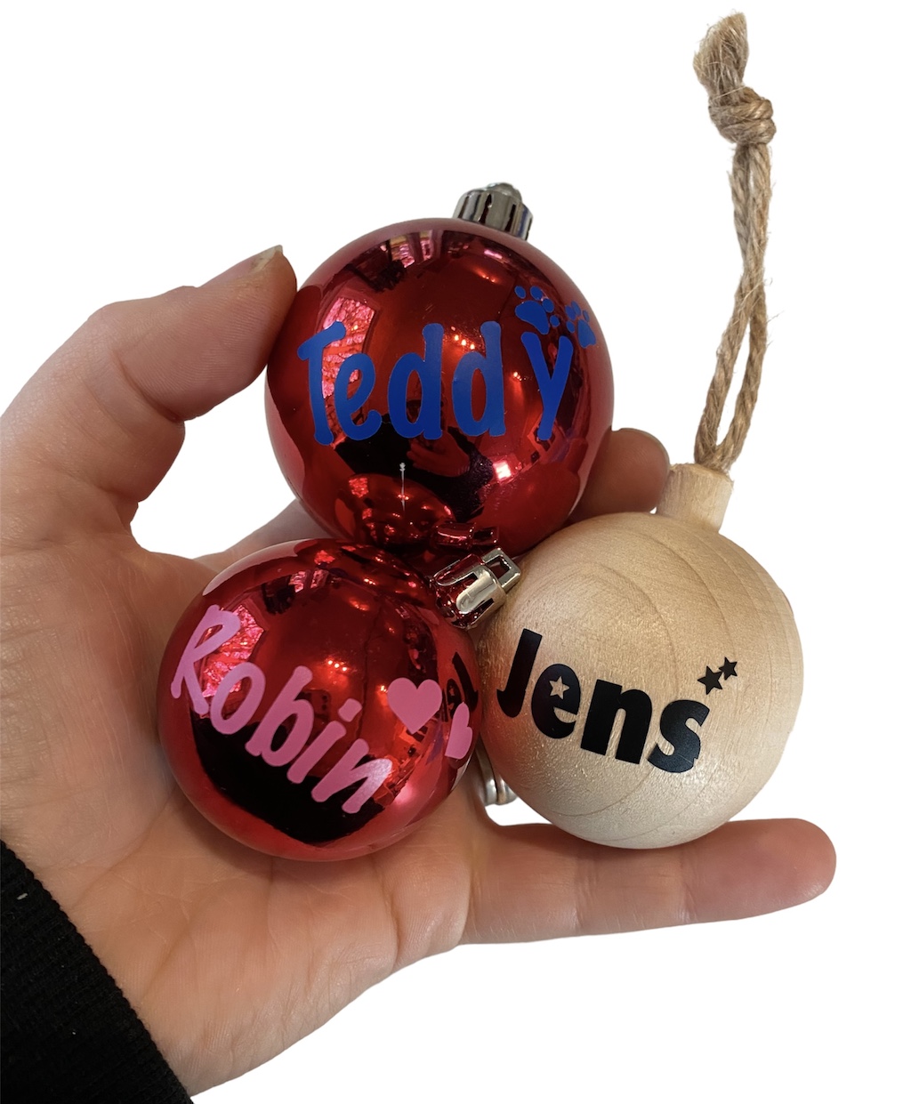 Herstellen Oplossen steek Kerstbal met naam - Kunststof of Hout - Personaliseren - Snuffelplezier